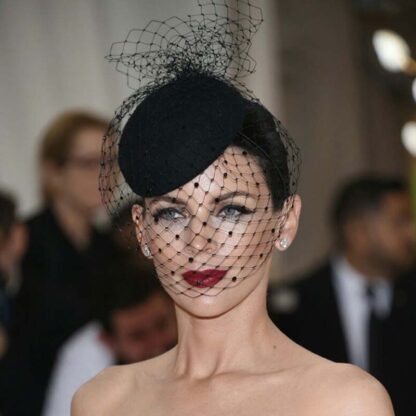 Wave Point Mesh Veil Felt Hat Fascinators