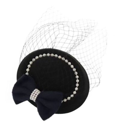 Sophisticated Fascinator Hat with Veil - Image 6
