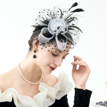 Captivating Fascinator - Image 2