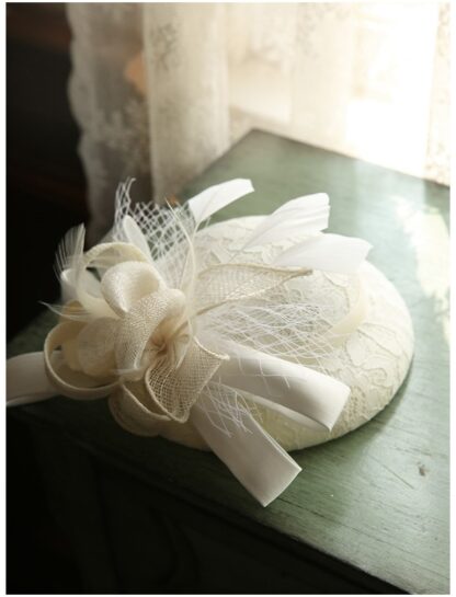Classy Fascinator for Special Occasions - Image 6