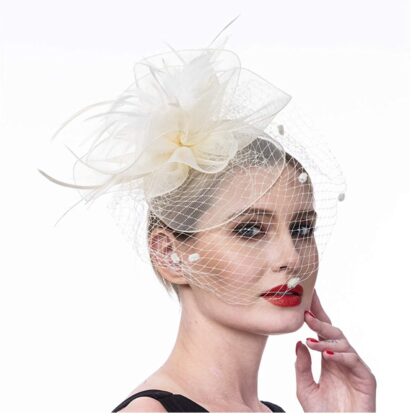 Glamorous Cap with Net and Feather - Image 2