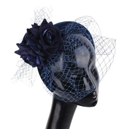 Royal stylish fascinators - Image 4