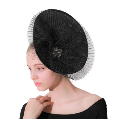 A Chic and Classy Hat for Events - Image 4