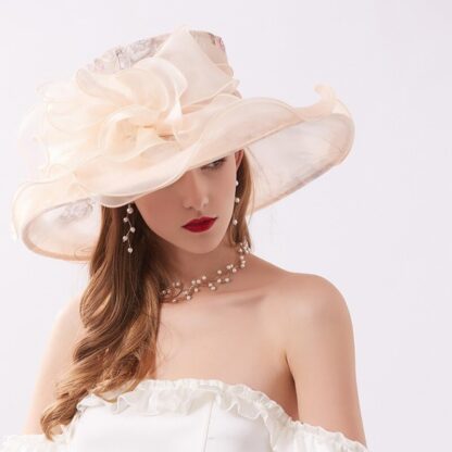 Elegant Lace Fascinator Hats - Image 3